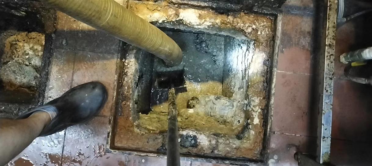 额尔古纳污水池清理一般都有毒气，怎么预防中毒呢？